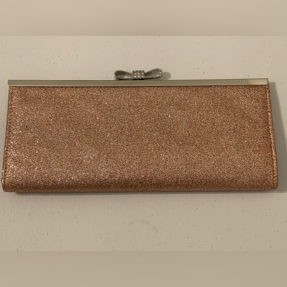 NWOT INC International Concepts Women’s Carolyn Pink Glitter Clutch